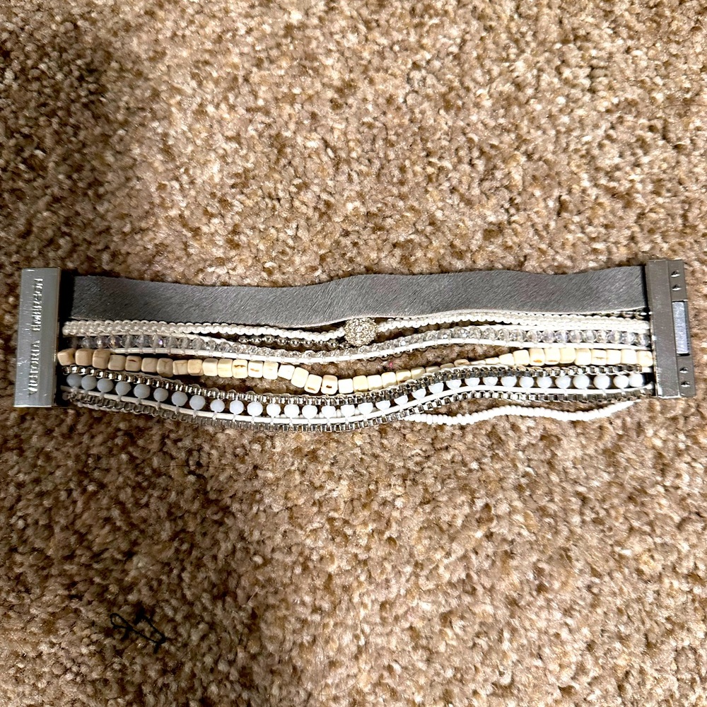Victoria Emerson magnetic close bracelet